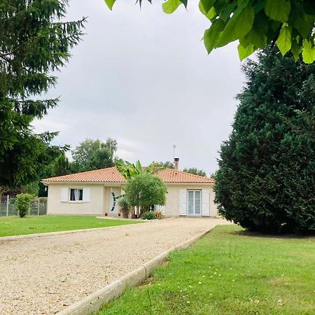 Maison Familiale Avec Jardin De 1500M2 Saint-Genes-de-Fronsac Ngoại thất bức ảnh