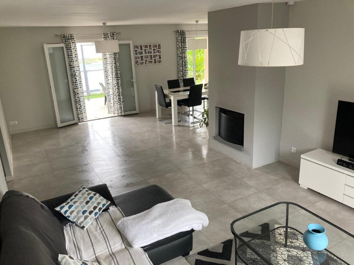 Maison Familiale Avec Jardin De 1500M2 Saint-Genes-de-Fronsac Ngoại thất bức ảnh